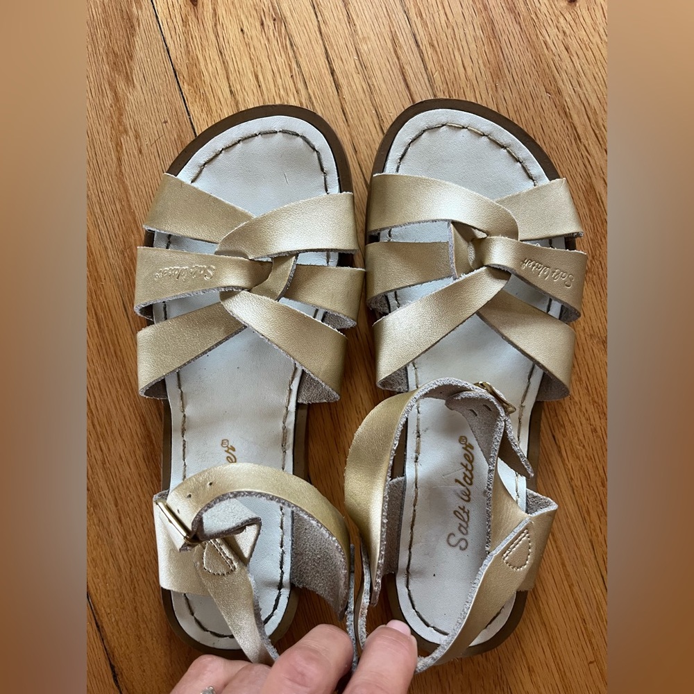 Women’s salt water sandals